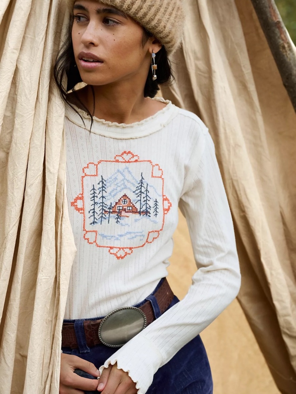 We The Free Through The Woods Tee Size Large